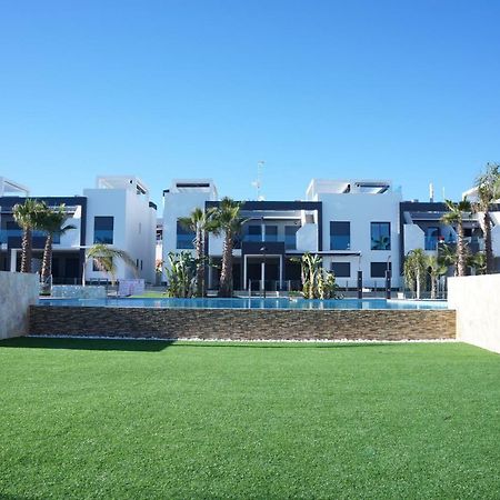 Apartment Oasis Beach La Zenia Orihuela Exterior photo